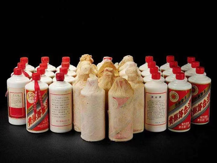 景东日照岚山回收酒价格哪里回收(附近上门回收茅台酒）?